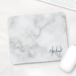 Mousepad Monograma de Script Personalizado e Pesquisa de Ma<br><div class="desc">Monograma Personalizado e Presente de Nome com nome personalizado no estilo de fonte do script moderno da cinza e monograma no estilo de fonte do script moderno da cinza de luz como fundo no fundo do visual de mármore branco.</div>