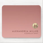 Mousepad Monograma Dourado Rosa Rosa Elegante<br><div class="desc">Design de monograma elegante com medalhão de ouro metálico luxuoso escovado; tipografia feminina elegante com nome personalizado e título abaixo em um fundo gradiente em tons de ouro rosa rosa rosa rosa. Personalize para seu uso personalizado.</div>