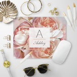 Mousepad Monograma Floral Moderno e Elegante ROSA LUMINOSO<br><div class="desc">Mouse Monograma de Nome Floral Moderno, ROSA LUMINOSO - Dê um presente que certamente será apreciado com este lindo mouse pad com um buquê luminoso de rosas e peônias cor-de-rosa, sobre um belo fundo cor-de-água rosa e azul. Uma camada branca elegante, filtrada por um traço externo falso em folha de...</div>