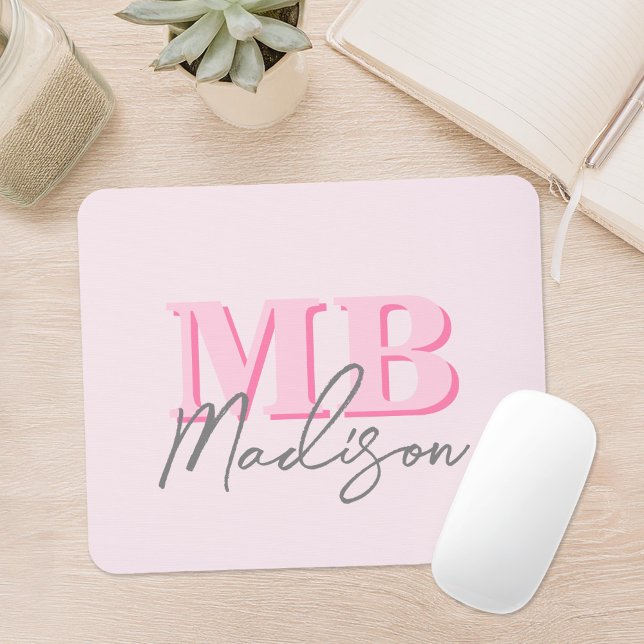 Mousepad Monograma inicial cor-de-rosa moderno mínimo (Criador carregado)