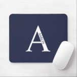 Mousepad Monograma Personalizado e Pad do Rato de Nome<br><div class="desc">Monograma Personalizado e Dif de Nome apresentam monograma personalizado e nome no estilo de fonte de serif clássico. Perfeito como presentes de dia de os pais para pai e para quaisquer ocasiões especiais.</div>