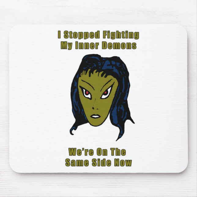 Mousepad Mulher Mau verde Alienígena do mesmo lado agora (Frente)