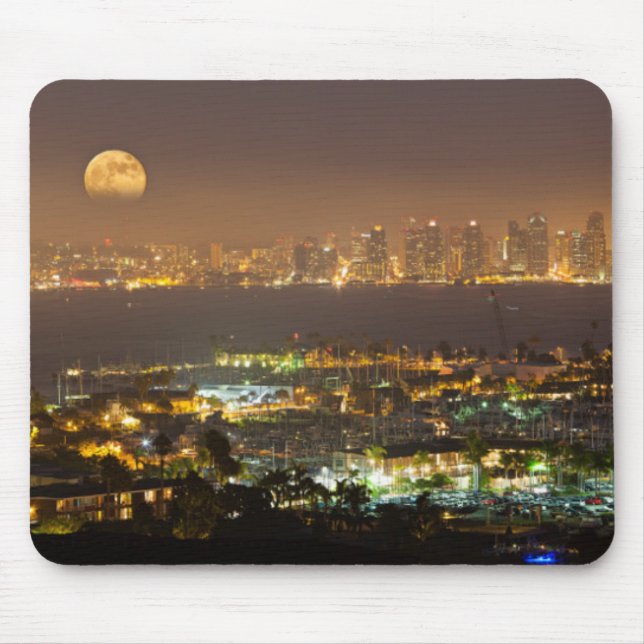 Mousepad Nascer da lua sobre a silhueta de San Diego (Frente)