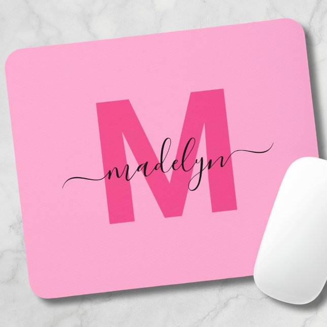 Mousepad Nome com Letra de Forma Monograma Rosa Menina (Girly Pink Monogram Script Name Mouse Pad)
