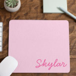 Mousepad Nome Curso Personalizado Cor-de-Rosa Quente Rosa-R<br><div class="desc">Este é um mouse personalizado de nome cursivo Pink rosa-rosa-rosa-rosa-quente!</div>