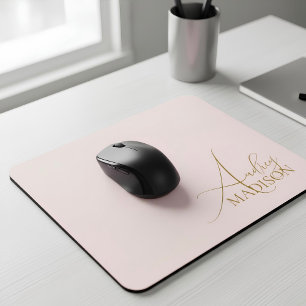 Mousepad Nome de Série do Script - Cor-de-rosa