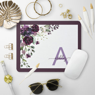 Mousepad Nome do Script Floral Roxo da Pluma Monograma Inic