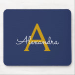 Mousepad Nome Moderno do Monograma de Script Girly Dourado<br><div class="desc">Monograma Azul Dourado e Marinho Adicionar seu próprio nome Mousepad (Pad do mouse). Isto faz o doce e perfeito aniversário de 16 anos,  casamento,  chá de panela,  aniversário,  chá de fraldas ou festa de solteira presente para alguém que ama luxo de luxo e estilos quíticos.</div>