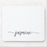 Mousepad Nome Monograma Personalizado Branco Simples Femini<br><div class="desc">Mousepad personalizado com monograma de nome em script minimalista simples preto e branco. Este design apresenta seu primeiro nome em uma linda tipografia de letra manuscrita com cauda swash preta em fundo branco. São fáceis de personalizar. Presente feminino elegante para aniversário, chá de noiva, dia das mães, aniversário de 16...</div>