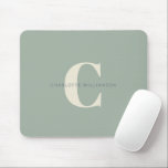 Mousepad Nome Simples do Monograma de Na moda em Verde Sage<br><div class="desc">Nome Simples do Monograma de Na moda no Pad Verde do Mouse Sage</div>