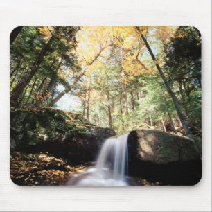 Mousepad Nova Hampshire, Uma cachoeira no White