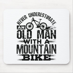 Mousepad Nunca Subestime um Homem Velho com Bicicleta de Mo