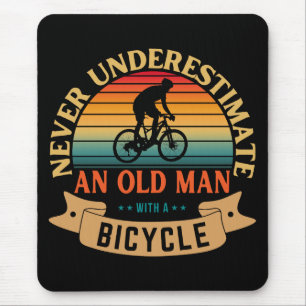 Mousepad Nunca subestime um homem velho com uma bicicleta