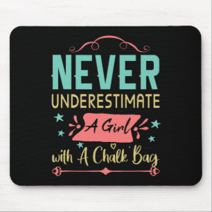 Mousepad Nunca Subestime Uma Garota Com Um Saco De Gizes By