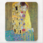 Mousepad O Beijo de Gustav Klimt, Vintage Art Nouveau<br><div class="desc">O Beijo (Der Kuss) (1907/08) de Gustav Klimt é provavelmente a sua obra mais famosa. Klimt iniciou o seu trabalho em 1907 e é o ponto alto do seu chamado "Período Ouro". O Beijo é uma vintage Era Vitoriana Simbiolismo belo amor pela arte e pintura romântica apresentando um casal romântico...</div>