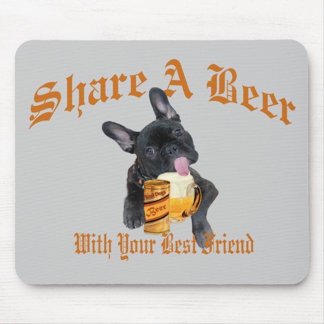 Mousepad O buldogue francês compartilha de uma cerveja (Frente)