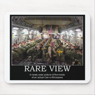 Mousepad o INTERIOR de um real Pode-o-Whoopass