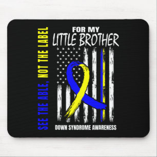 Mousepad O Irmão Mais Novo com Síndrome de Down Não Rotulad