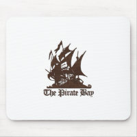 O logotipo de madeira da grão da baía do pirata