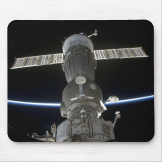 Mousepad O membro da Terra intercepta uma nave espacial Soy