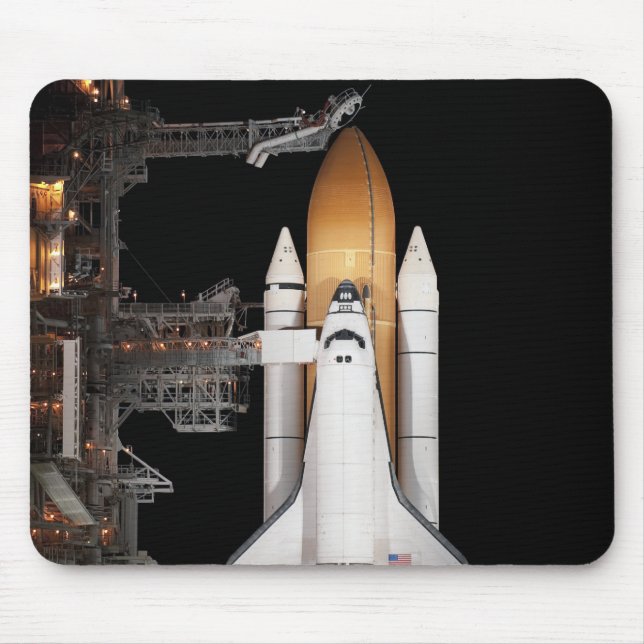 Mousepad O ônibus espacial Atlantis fica pronto (Frente)