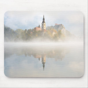 Mousepad O sol nasce no Lago Bled