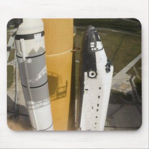Mousepad O vaivém espacial Atlantis tira 17