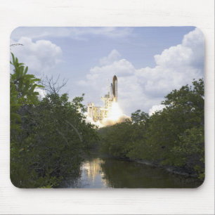 Mousepad O vaivém espacial Atlantis tira 25