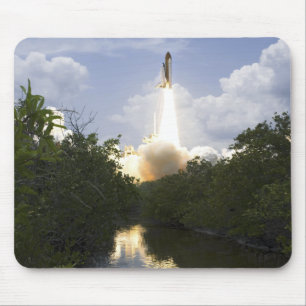 Mousepad O vaivém espacial Atlantis tira 26