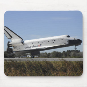 Mousepad O vaivém espacial Atlantis toca para baixo