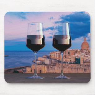 Mousepad Óculos de vinho com vista ao pôr do sol sobre La V