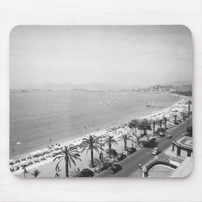 Mousepad Opinião complexa do turista no litoral B&W (Frente)