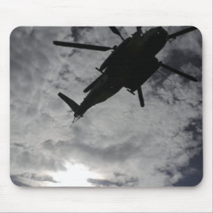 Mousepad Opinião de baixo ângulo de um CH-53E