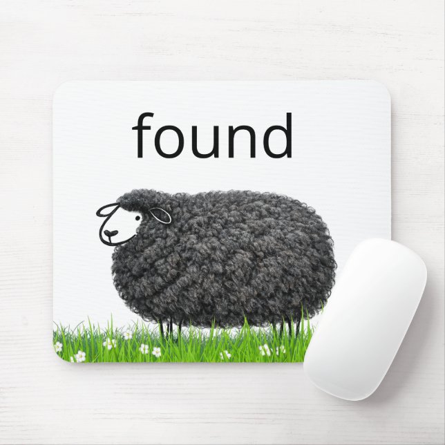 Mousepad Ovelha Preta Lanosa na Grama com Texto Encontrado (Com mouse)