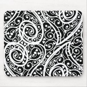 Mousepad Padrão de corações preto e branco fofo