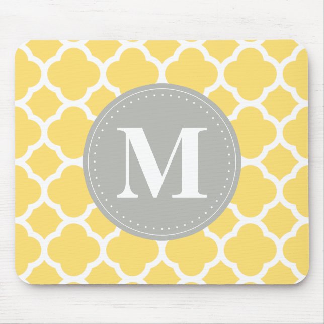 Mousepad Padrão de Quatrefoil Amarelo de Monograma de cinza (Frente)