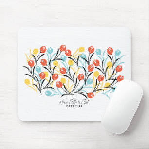 Mousepad Padrão de Tulipas Vibrante Design Floral em Branco
