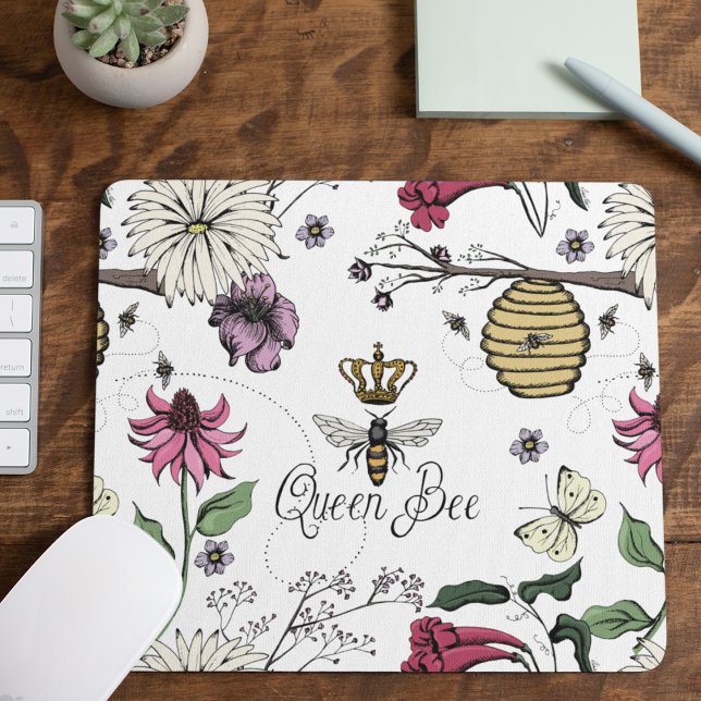Mousepad Padrão Floral da Coroa Real das Abelhas Brancas (White Queen Bee Royal Crown Floral Pattern with Queen Bee, Crown, Exotic flowers, bees, beehive)