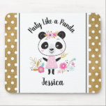 Mousepad Panda Rosa-Rosa, Girassol Personalizado<br><div class="desc">Uma linda panda feminina personalizada decora este mouse pad com as palavras "Partido Como um Panda",  e personalizada com o nome de sua escolha.bordas são decoradas com um padrão de bolinhas de ouro e branco. Bonito presente para uma garota adolescente. Projetado para você pelo Blackberry Boulevard.</div>