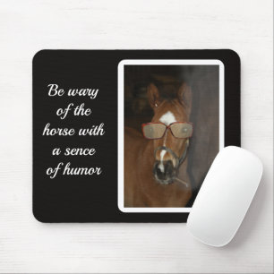 Mousepad Pão de Mouse Humorístico Fumante de Cavalo Humorís