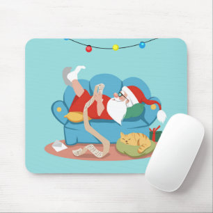Mousepad Papai Noel no sofá de pijama