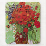 Mousepad Papas vermelhos e margaridas por Vincent van Gogh<br><div class="desc">Ainda com vida: Poppies vermelhos e margaridas de Vincent van Gogh é um apos impressionismo de arte vintage que ainda vive pintura floral. Um belo buquê de flores vermelhas de papoila e flores margaridas brancas frescas do jardim em um vaso decorativo. Sobre o artista: Vincent Willem van Gogh (1853-1890) foi...</div>