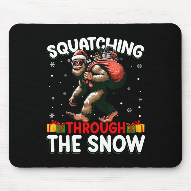 Mousepad Pé Grande Esmagando Através Do Xmas Snow Santa Hat (Frente)
