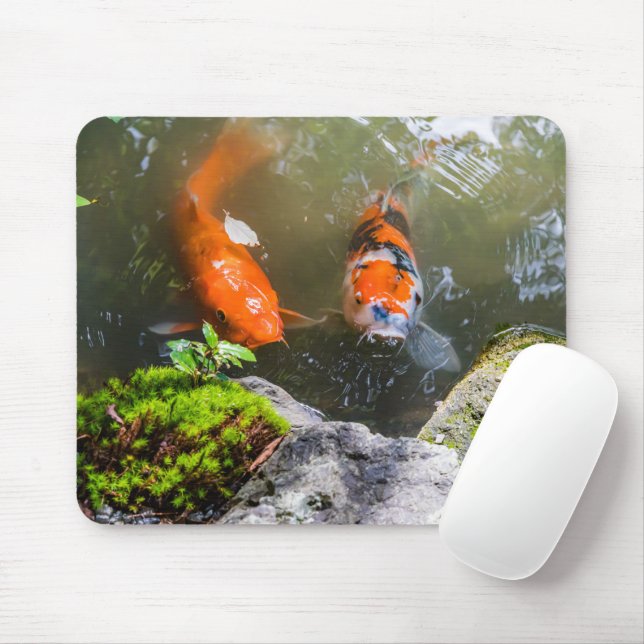 Mousepad Peixe Koi numa lagoa (Com mouse)