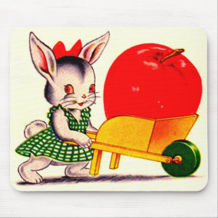 Mousepad pequeno coelho empurrando carrinho com excelente g