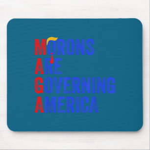 Mousepad Pessoas sem juízo estão governando a América Engra