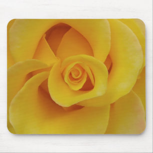 Mousepad Pétalas de Rosa Amarela Romântica