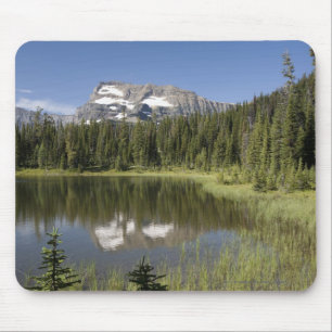 Mousepad Pico de montanha refletido em um lago