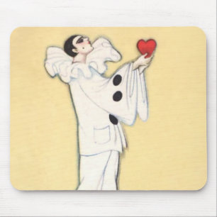 Mousepad Pierrot Com Coração Vermelho por Sophia Chiostri