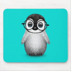 Mousepad Pinguim bonito do bebê que veste vidros do olho no